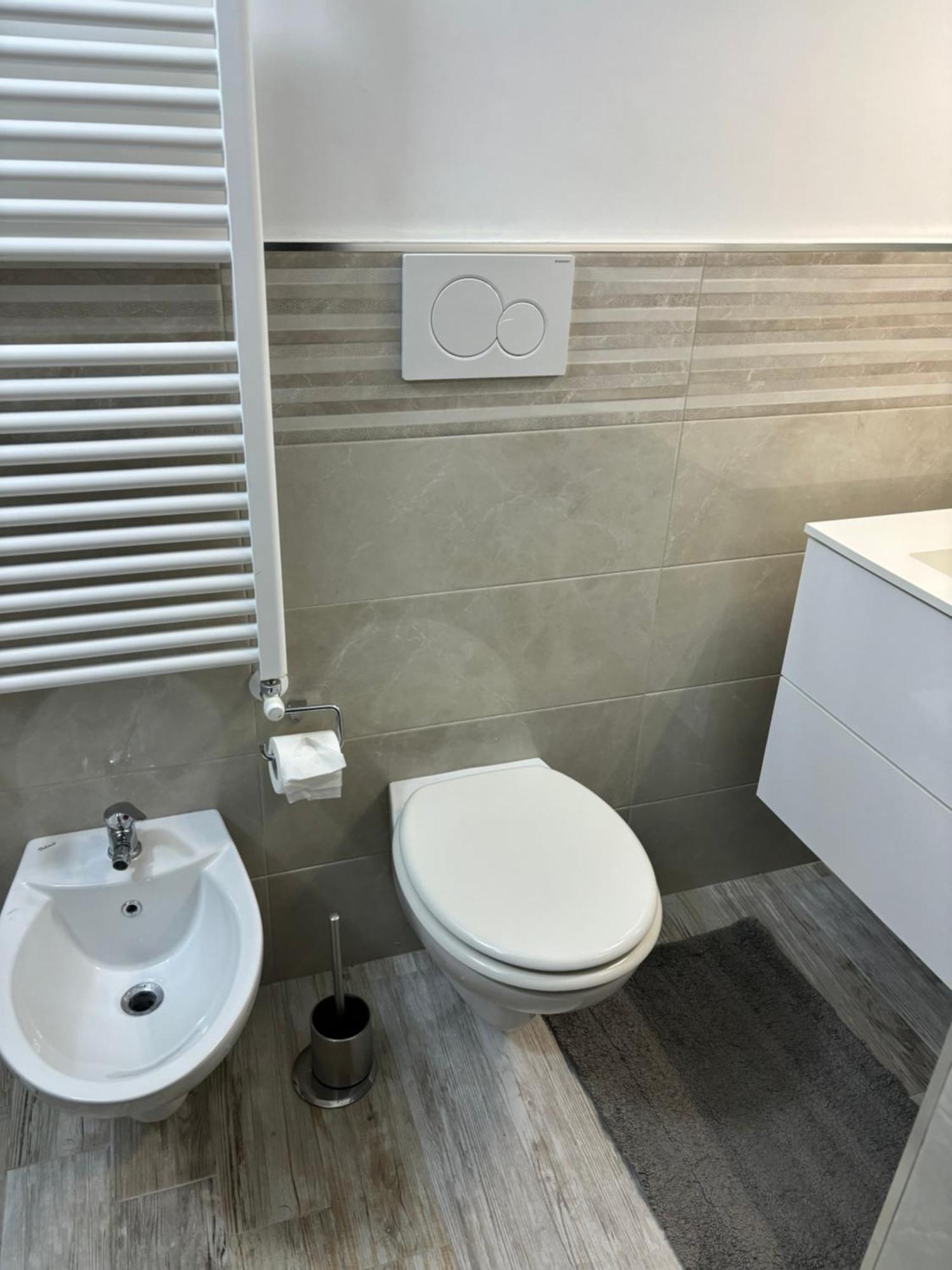 Apartamento L'Arco Di Porta Lecce Bríndisi Exterior foto